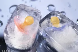 湖北这对双胞胎兄弟，年龄居然相隔10岁图片