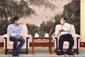 小米在武汉再签战略合作协议 武汉市委书记市长会见雷军图片