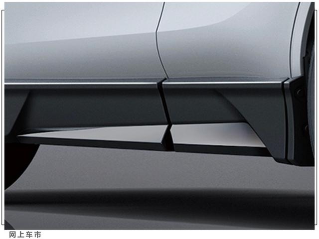 丰田Venza TRD版车型！2.5L+四驱，运动范十足，四出排气更吸睛