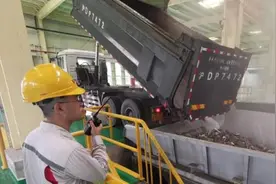 变废为宝，上海浦东两大垃圾处理厂试运行视频封面