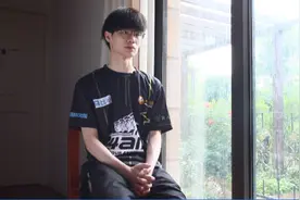 和平精英职业选手33：打职业是一段精彩的人生｜《魔都电竞人》EP03图片