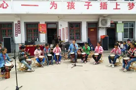 对话贵州“小学摇滚乐队”老师：用音乐打破大山的孤独图片