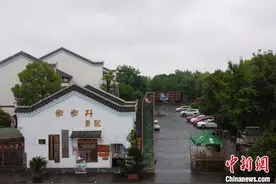 湖北枝江布鞋文化村：“非遗+文旅”让“老”布鞋焕发新生机图片