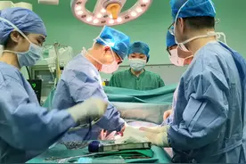 孕妈高热遇上“心脏杀手”开胸手术后竟能继续妊娠图片