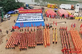 武警某部交通第一支队：军地联演提高应急救援能力图片
