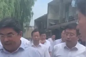 临沂市长质问住建局局长：干不成免你职位，我辞职视频封面