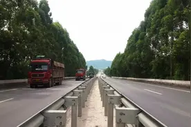 玉容一级路路面选段大修工程通过竣工验收图片