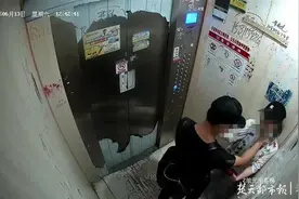 女子电梯内遭卡脖子挟持，鄂州警方侦破“电梯惊魂”案图片