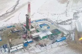 准噶尔盆地南缘油气发现简要历程图片