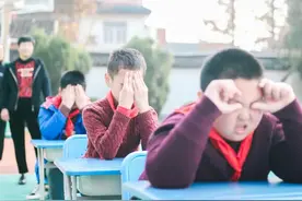 做了这么多年的眼保健操，可能只是心理按摩 | 原创图片