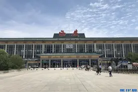 西安火车站南站房站前广场及进站口适应性工程改造完成图片
