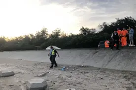 狠心父母虐死7月大女婴 先藏冰箱再弃尸沙滩图片