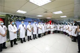 颅脑手术利器——机器人手术显微镜落户我院图片