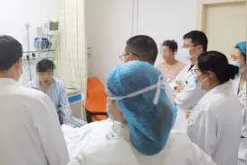只要一吃辣，舌头就疼痛不已！他生了个口腔溃疡，一度生命垂危图片