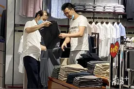 “父亲节”送潮鞋、数码、名表，大数据显示：后辈们不吝钱图片