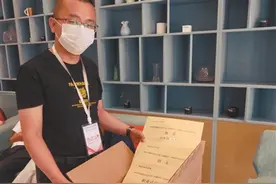 一场特殊的考试：他在密接隔离酒店里完成了单招考试图片