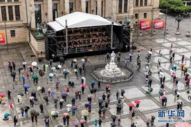 德国柏林举办露天音乐会图片