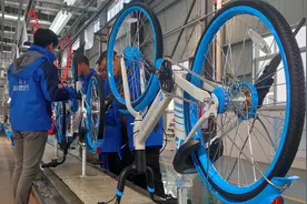 北斗卫星定位，首批！“高精度”共享单车现身成都街头图片