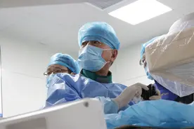 102岁老人患胆总管结石 接受ERCP后5天出院图片