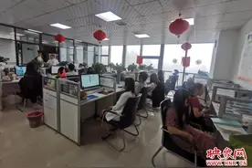 考取一个证书，月入万元不是梦？警方提醒：你千万别上当了图片