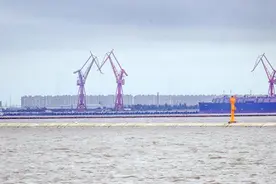 长江口航道一条变两条，南槽航道治理一期工程通过交工验收图片
