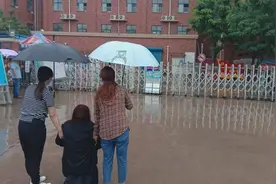 小学生校园吃馒头噎死家属质疑校方抢救不当 校方回应：全力以赴进行了科学规范抢救图片