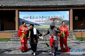 河南洛宁：小乡村迎来文化旅游节图片