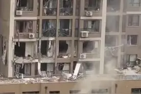 辽宁3死4伤煤气爆炸事件：夫妻闹矛盾致居民楼爆炸！民警一牺牲一重伤图片