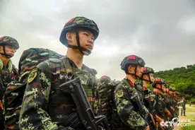 硝烟味十足｜速来围观“魔鬼周”实弹射击现场「组图」图片