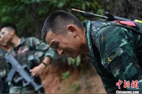 直击武警“魔鬼周”：多课目高强度锻造特战勇士图片