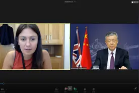 驻英大使刘晓明会见英国工党影阁外交大臣南迪 就中英关系和党际交流等交换意见图片