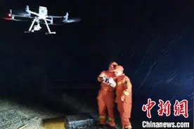 新疆消防天山腹地救援演练 首次使用无人机热成像进行搜救图片