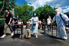 2020“云”毕业季：准备了一场盛宴，宾客都没来图片