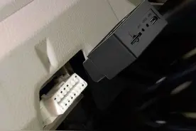 汽车上的OBD接口，到底是啥东西？图片
