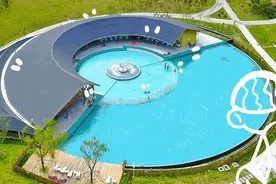 无边际泳池+啤酒节+演艺+钜惠福利，端午游玩狂欢火热进行中~图片