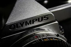 打败你的不是同行，而是跨界！又一相机品牌撑不住了，这家日本百年巨头宣布：退出相机业务图片