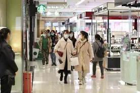 社会在进步，为何年轻人的压力越来越大？图片