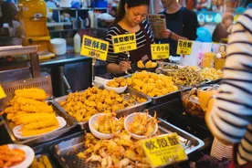 夜上海③｜台北夜市：非正规经济规划的“正规化”图片