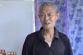 有梦想谁都了不起！74岁的陈传生爷爷教室读书感动网友图片