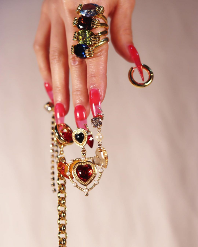 BLACKPINK新歌到底穿了什么，置装费竟高达百万人民币？