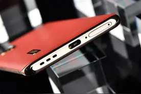 涨知识 多数人不清楚原来手机底部的小孔还有这功能图片