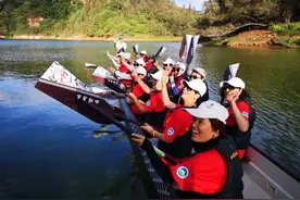 乘风破浪的奶奶们图片