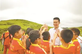 我的童年放声歌唱图片