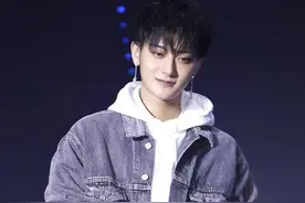 黄子韬谈行业初心：不是每个人都可以成为李宇春图片