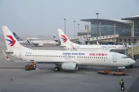 “周末随心飞”，一次付费的航空“包年服务”划算吗？图片