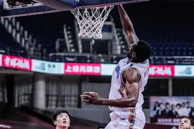 首钢双外援合砍57分，尤度大号“两双”创赛季新高图片