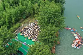 网红龙鳞坝又“上新”富阳壶源溪流域“水陆空”精彩活动承包整个盛夏图片