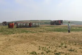 筑牢汛期安全防线 龙口市开展防汛应急演练图片