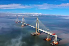沪舟甬跨海通道舟岱跨海大桥主通航孔桥合龙图片