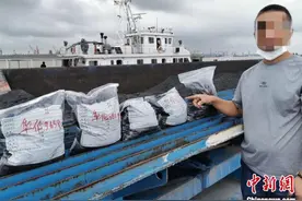 惊雷行动 上海海警一夜查获3艘涉嫌走私船舶图片